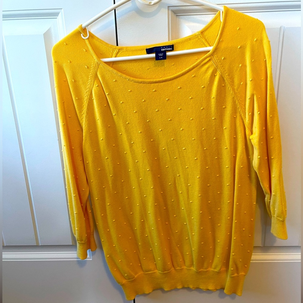 Women’s Large Yellow Sweater